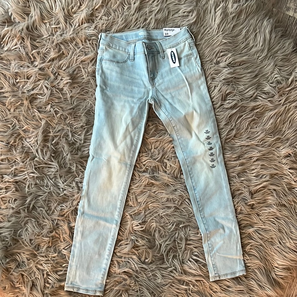 Brand new Old Navy rockstar jeans